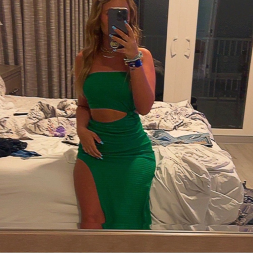 summer dress, good for short girls that want a long dress